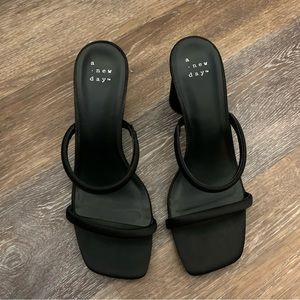 Double band satin block heeled sandals